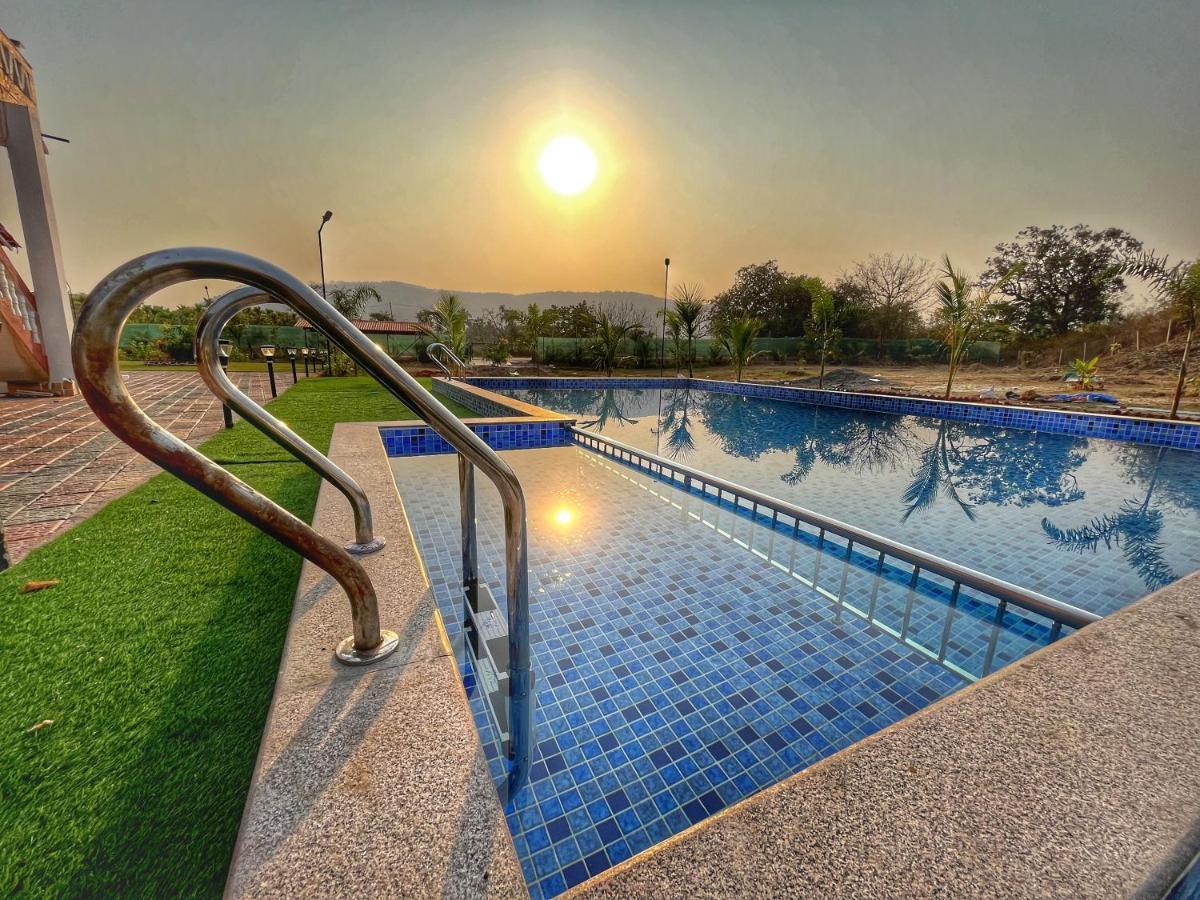 Vibe Meadows Villa With Private Swimming Pool Near Kashid Beach Exteriör bild